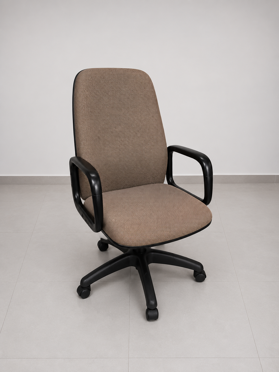 Everyday Office Chair thumbnail 5